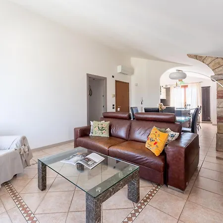 Appartement Attico Mirage *